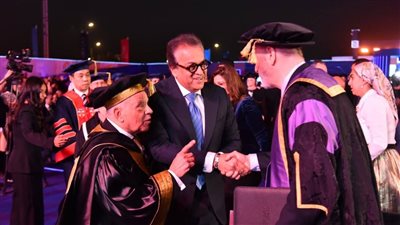 وزير الصحة يشهد تخريج الدفعة الأولى من الجامعة الأوروبية في مصر