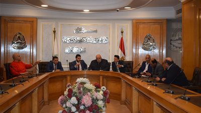 شُعبة الحراسة ونقل الأموال تُشكّل لجانًا للتأمينات وتطوير القطاع