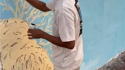 شباب سعوديون يعيدون تشكيل منطقتهم بالفن والتراث