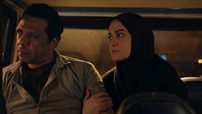 الحلقة الثانية حكاية نرجس.. ريهام عبد الغفور تزور تحاليل زوجها للحفاظ على صورتها 