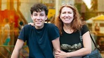 ساعدت عشيقي في الاعتداء على ابني وأرغب بالانتحار