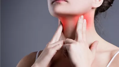 أخصائيون: التهاب الحلق يهدد التنفس