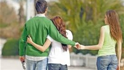 سيدة تسأل: كيف أنسى خيانة أختي بعد موتها؟