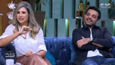 آيات أباظة ترد على شائعات حول زوجها عمرو محمود ياسين.. ما القصة؟