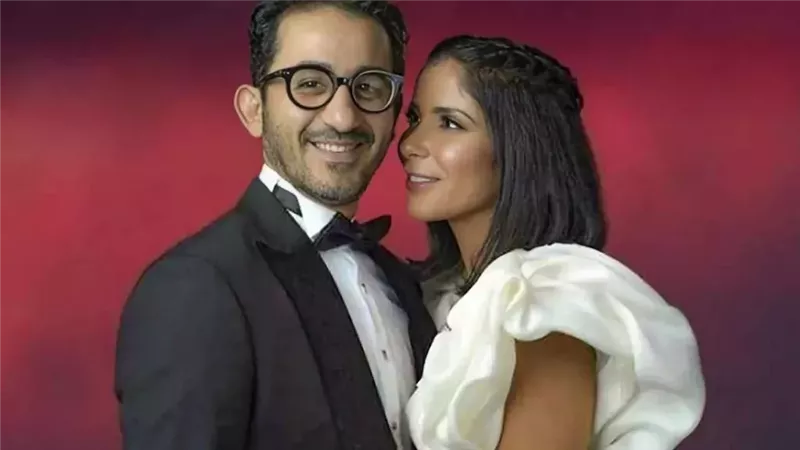 أحمد حلمي مع منى زكي 