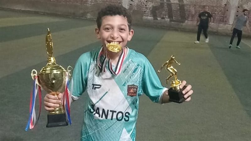 عز الدين طارق 