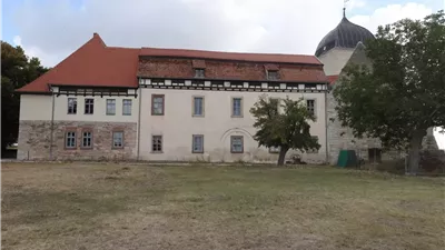 اندلاع حريق في قلعة تاريخية وسط ألمانيا