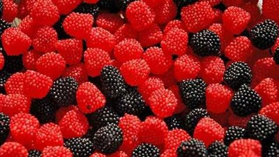 رزق وفير.. تفسير رؤية  التوت البري في المنام للعزباء والحامل 