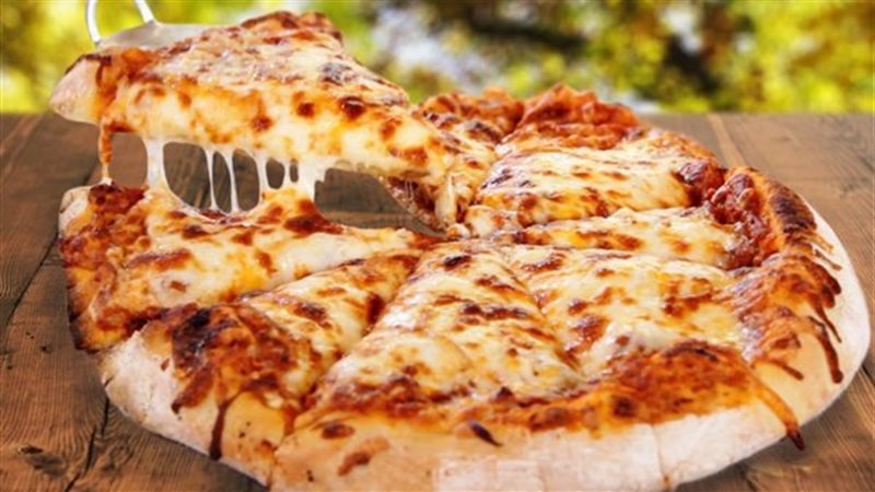 طريقة عمل البيتزا بالفراخ