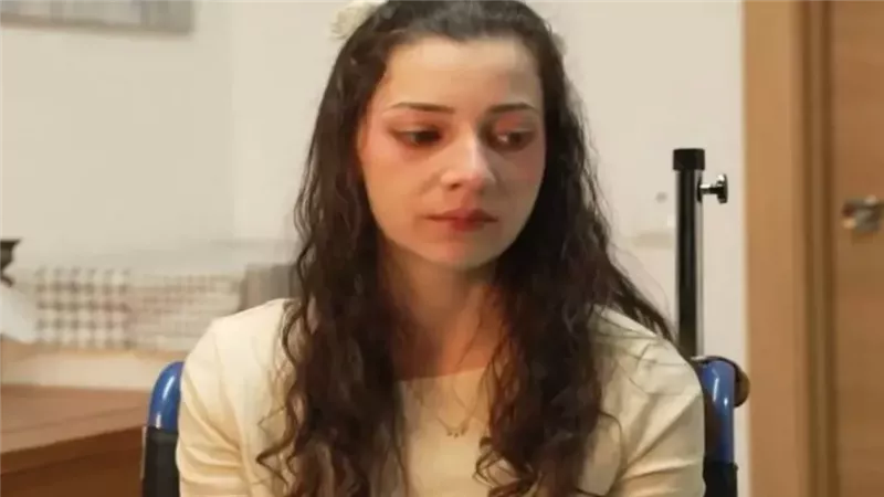 الفتاة نويلية كاستيلو 