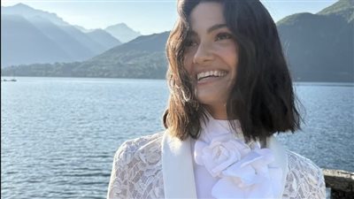 تارا عماد تتألق في حملة Chanel Beauty بين بساطة الطبيعة وفخامة باريس الكلاسيكية