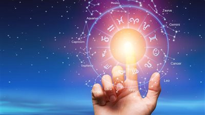 حظك اليوم وتوقعات الأبراج الأربعاء 8  إبريل على الصعيد الصحي والمهني والعاطفي