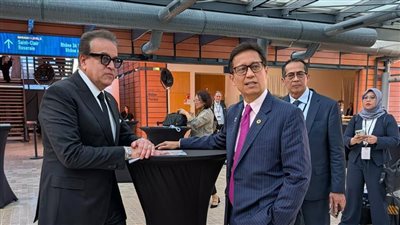 وزير الصحة يبحث مع نظيره الإندونيسي تعزيز الترصد الوبائي والإنذار المبكر