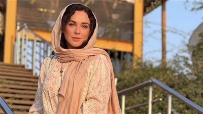 سلاف فواخرجي تُكرَّم في مهرجان أسوان لأفلام المرأة احتفاءً بمسيرتها الفنية