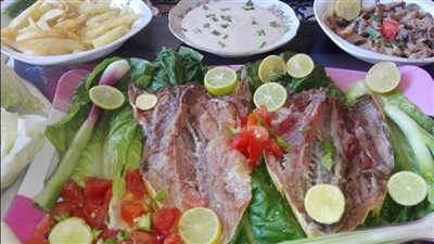 أكلات شم النسيم.. طريقة عمل الفسيخ بالطحينة في مطبخك 