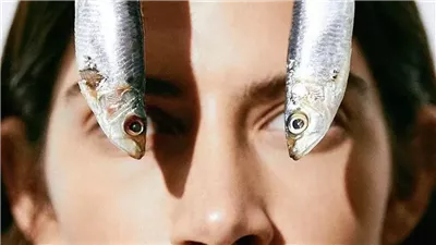 السردين “بوتوكس طبيعي”؟ بين الحقيقة والترند.. كيف أصبح هوس الفتيات؟  