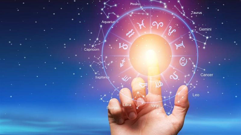 حظك اليوم وتوقعات الأبراج