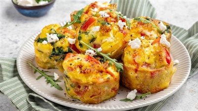 لإفطار صحي  ولذيذ .. طريقة عمل مافن البيض بالجبن في مطبخك