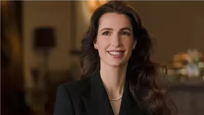 الأميرة رجوة الحسين تتألق في عيد ميلادها الـ32.. أناقة ملكية بتوقيع عالمي