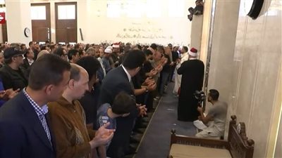 جنازة الفنان هاني شاكر في الشيخ زايد.. حضور فني واسع ووداع مهيب