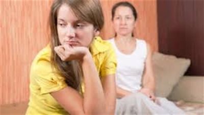 كيف أتعامل مع أمي المادية؟