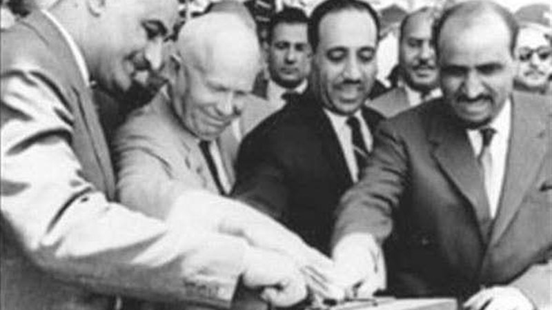 الزعيمان ناصر وخروتشوف