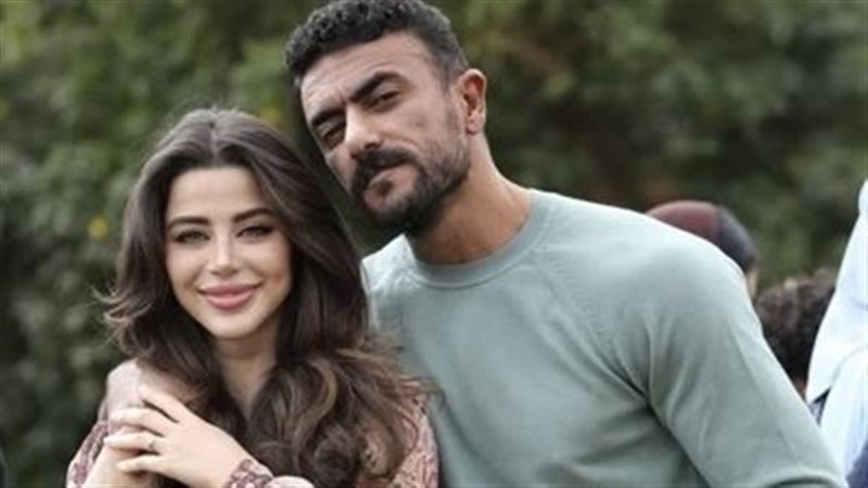 أحمد العوضي مع يارا السكري 