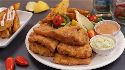 طريقة عمل فيليه السمك الأبيض بصوص الطماطم الحارة في مطبخك 