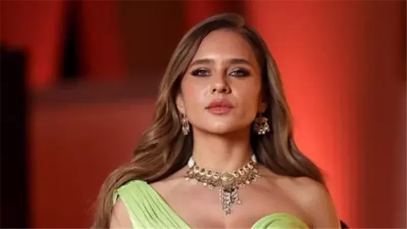 نيللي كريم وتصريحات الفيل الأزرق 3