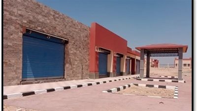 تسليم 266 قطعة أرض سكنية لمستحقيها وبيع 7 محال تجارية وصيدلية  بمدينة ملوي الجديدة