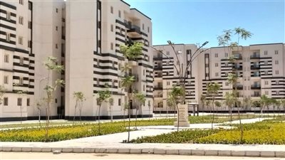 وزيرة الإسكان تتابع موقف تنفيذ مشروعات  “سكن لكل المصريين” بعدد من المدن الجديدة