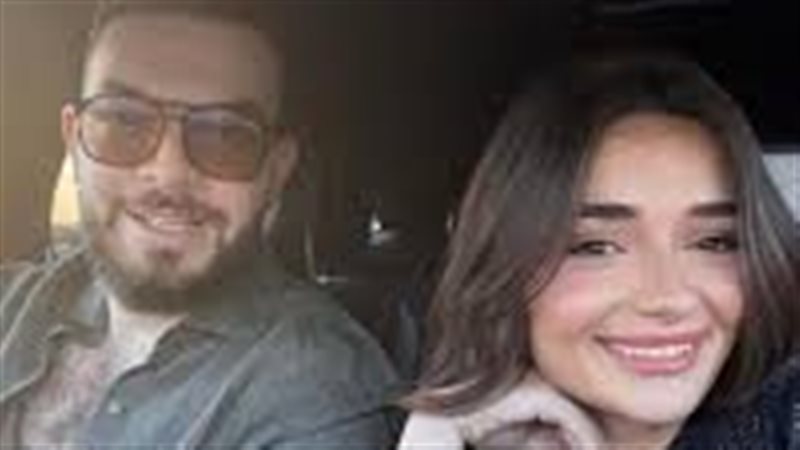 ملك أحمد زاهر مع خطيبها شريف الليثي 
