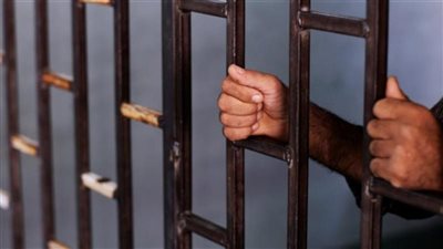 بـ70 غرزة.. شاب يشوه وجه فتاة رفضت الارتباط به