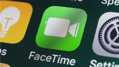 أبل تحذر من موجة احتيال عبر FaceTime