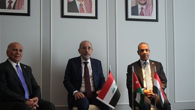 وزير الخارجية يؤكد أهمية آلية التعاون الثلاثي بين مصر والأردن والعراق لتعزيز التكامل الإقليمي