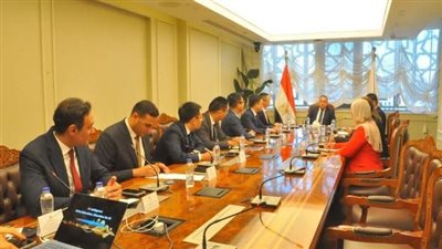 وزير التعليم العالي يبحث مع “هواوي مصر” توظيف الذكاء الاصطناعي في تطوير أداء الجامعات وبناء الكوادر الرقمية