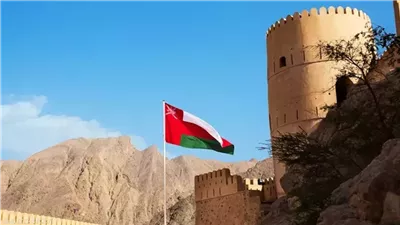 سلطنة عُمان تعفي مواطني أكثر من 100 دولة من تأشيرات الدخول وفق ضوابط محددة