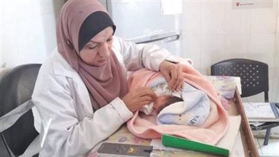 للكشف عن الأمراض الوراثية.. الصحة: فحص أكثر من 792 ألف مولود حديثي الولادة