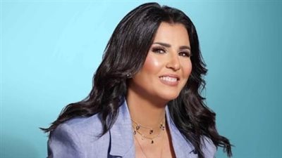 منى الشاذلي تحسم الجدل حول استضافة محمد رمضان والسيدة المسنة: «ماتصدقش كل حاجة»
