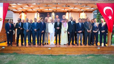 سفارة تركيا بالقاهرة تحتفل بعيد النصر وتؤكد أهمية تعزيز التعاون الدفاعي مع مصر