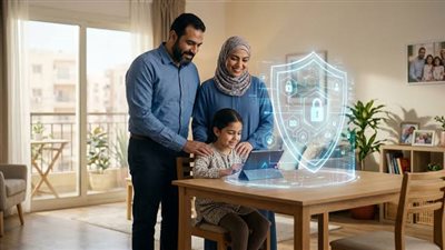     كيف تحمين طفلك رقميًا دون خنق حريته؟ 4 خطوات ذكية