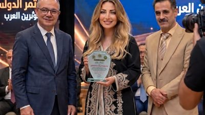 الشاعرة المغربية عائشة تاقي تشيد بمؤتمر المؤثرين العرب وتدعو لتعزيز التعاون والوعي العربي