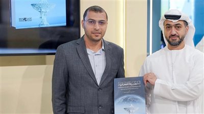 الأرشيف والمكتبة الوطنية يستعرض دور الذكاء الاصطناعي في القراءة ويدشن كتابًا حول الأرشفة الإلكترونية بمعرض أبوظبي للكتاب