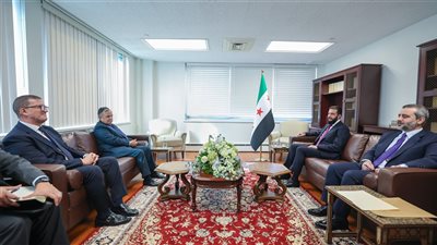 نبيل فهمي يلتقي الرئيس السوري أحمد الشرع لبحث مستجدات الأوضاع وتعزيز دعم الجامعة العربية لسوريا