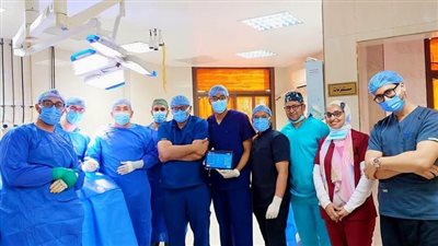 التعليم العالي: جراحة التحفيز العميق للمخ تنجح في علاج اضطرابات حركية شديدة لشاب بجامعة أسيوط