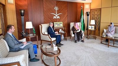 السفير الروسي بالقاهرة يلتقي نظيره السعودي لبحث الموضوعات ذات الاهتمام المشترك