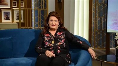 جراحة عاجلة لميمي جمال بعد سقوطها في المنزل.. تفاصيل إصابتها وموعد خروجها من المستشفى