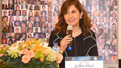 سيدات أعمال مصر 21 تحتفي بالمرأة.. نيفين: المصريات معدنهن أصيل.. ونبيلة: مثال للتضحية