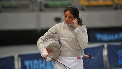 ندى حافظ.. تدرس الطب ومارست السلاح بالصدفة.. بروفايل