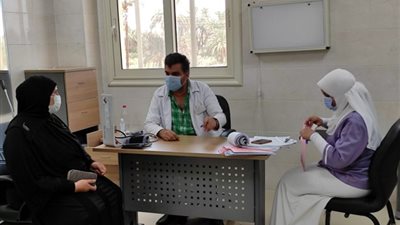 الرعاية الصحية: تردد 85 ألف منتفع على العيادات الطبية في بورسعيد